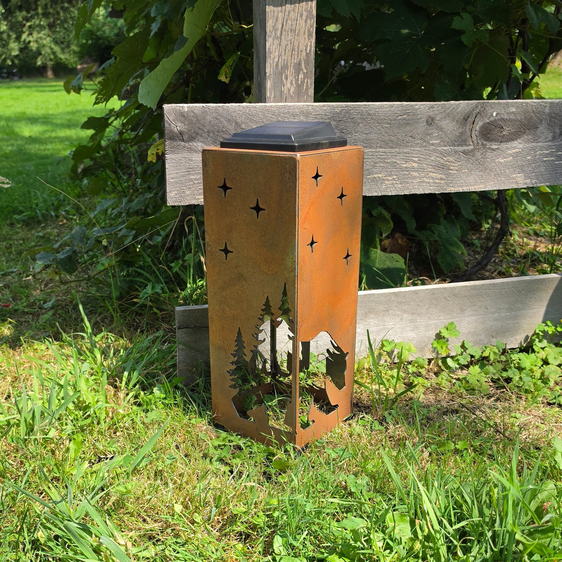Rustic Bear solar pillar showing the reverse side outdoors