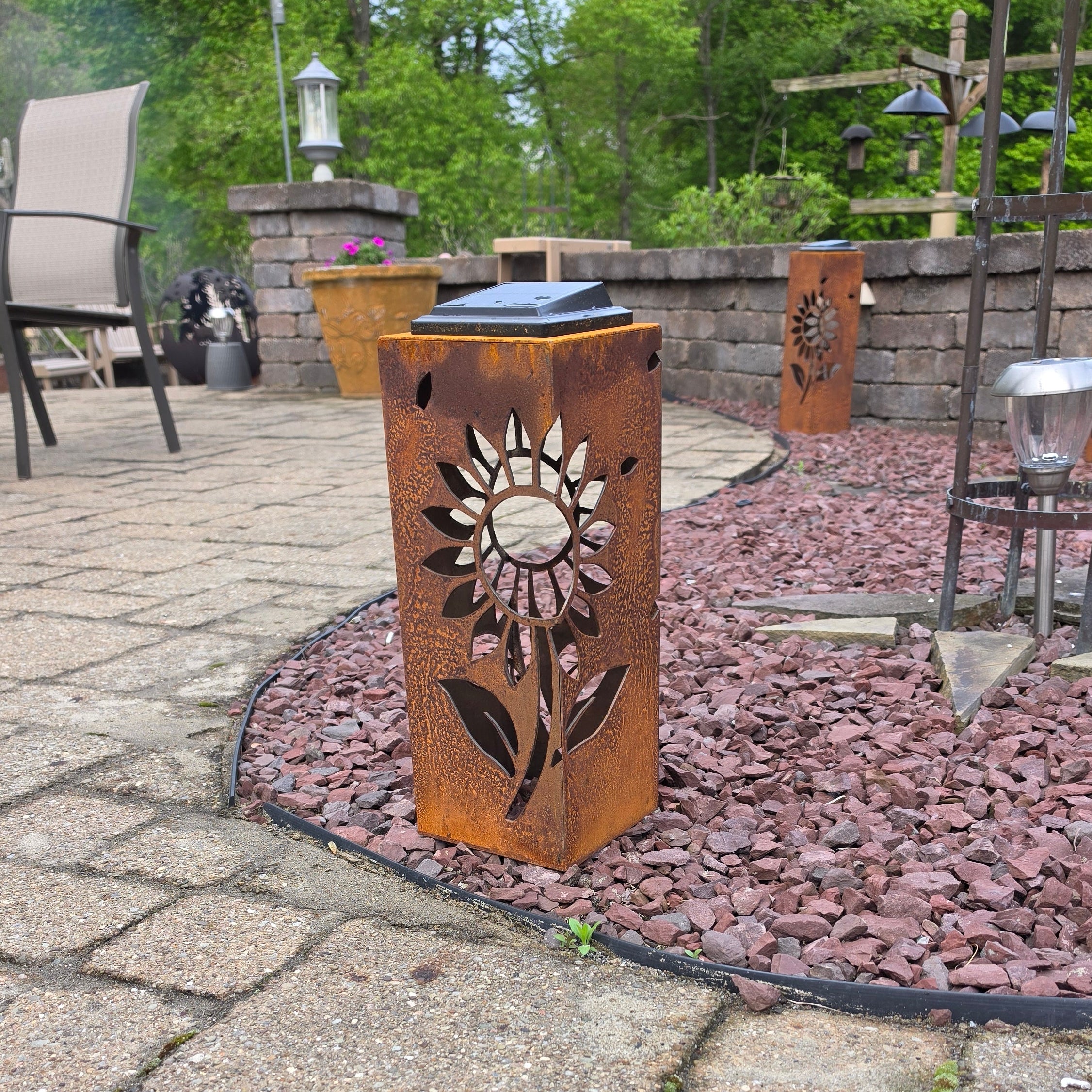 Sunflower Solar Pillar