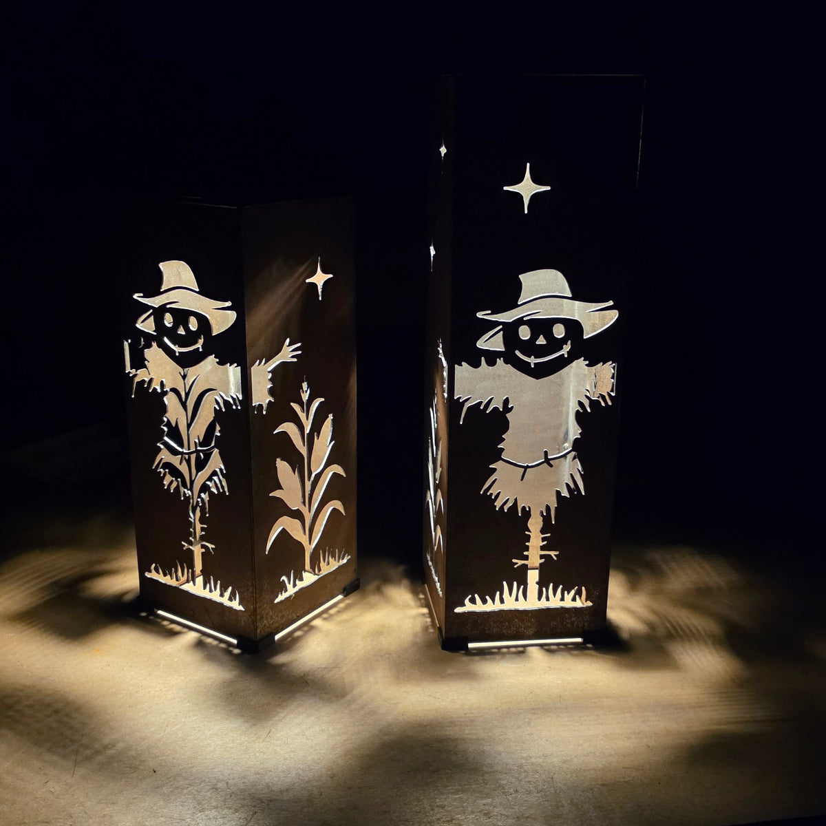 Scarecrow Solar Pillar