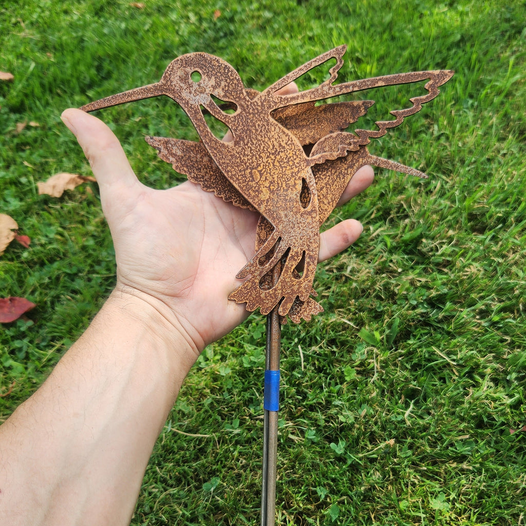 Rustic metal hummingbird plant stakes bundle size comparison