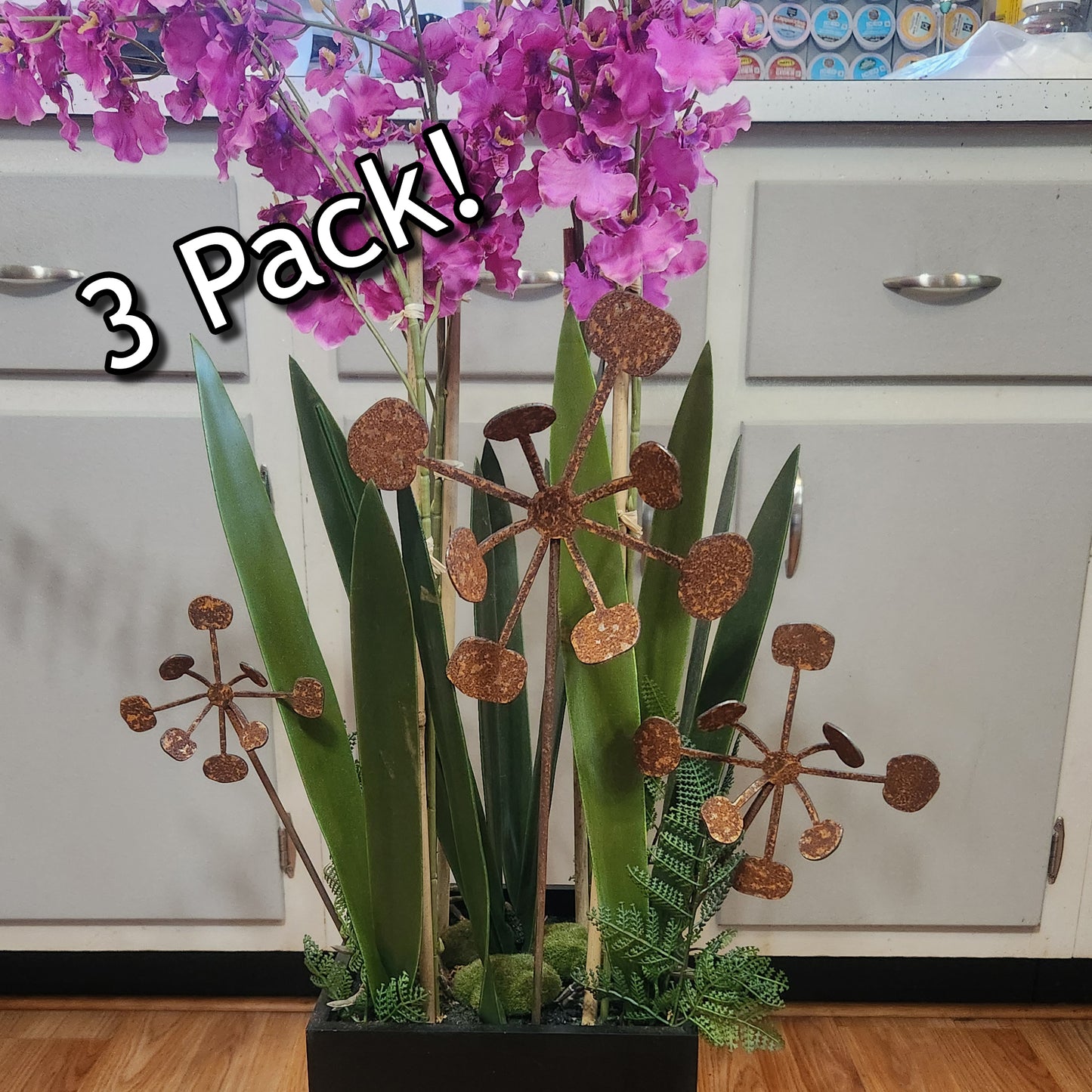 Rustic metal bendable dandelion flower stakes.