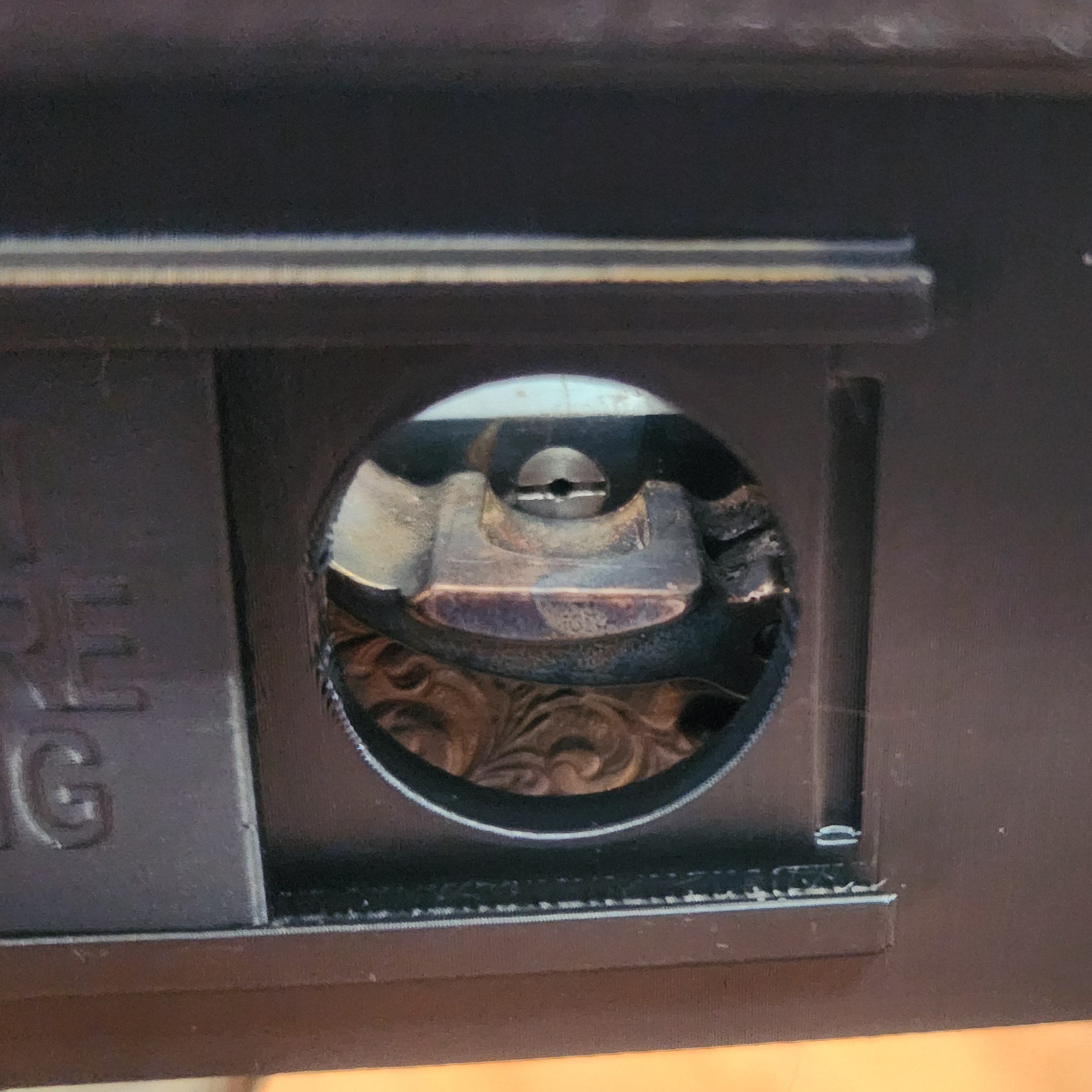 close up of the gun cover flash pan hole